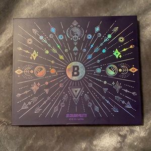 BeautyBay Book of Magic Palette